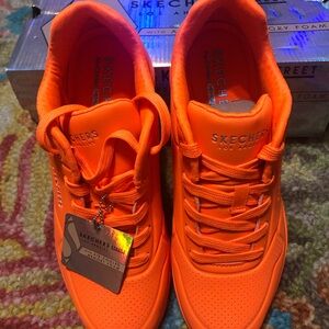 Skechers Uno Night Shades